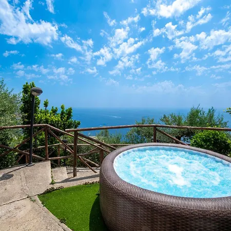 Dom wakacyjny Casa Punta Paradiso - Hot Tub And Panoramic Garden