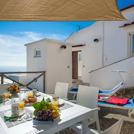 Casa Punta Paradiso Tatil Evi